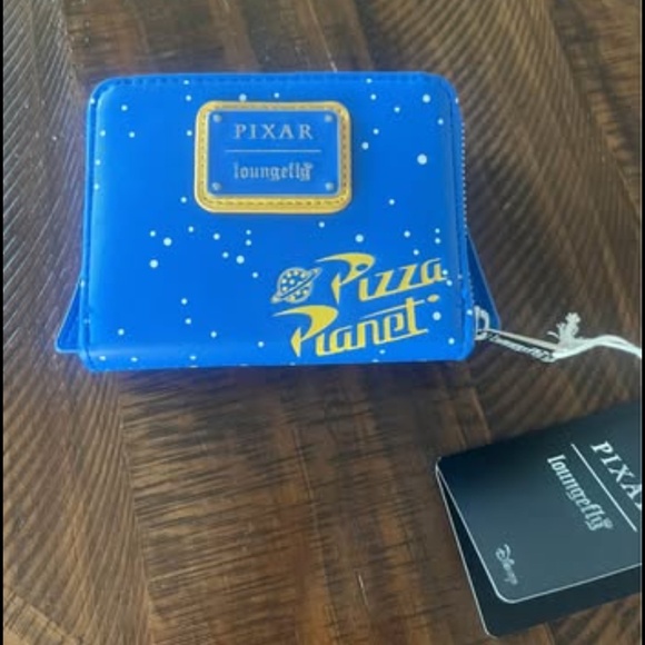 Loungefly Pixar Toy Story Pizza Planet Wallet - Picture 1 of 6